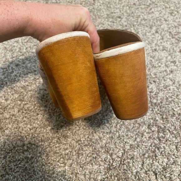 PATRICIA NASH VALENA WHITE COPPER TOOLED LEATHER CLOGS SHOES SIZE 7.5 - Picture 8 of 9